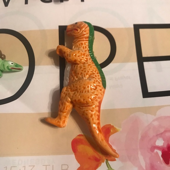 Lot of 3 Vintage Colorful Dinosaur Brooches Lapel Pins New Old Stock - Picture 8 of 14